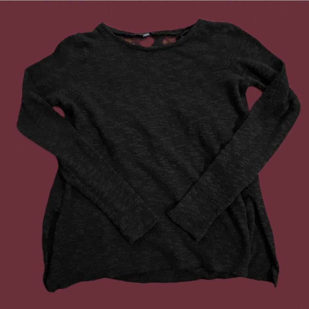 ✨ *BOGO* American Eagle women’s lace sweater *BOGO* ✨